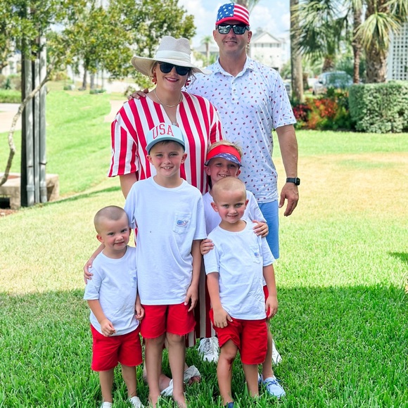 Meet your Posher, Meredith - Picture 1 of 1